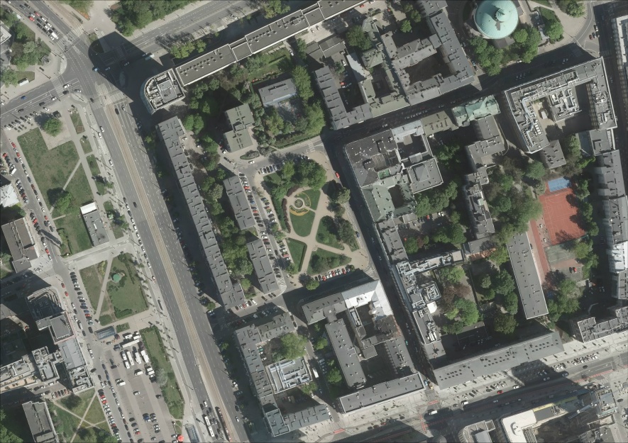 Fragment fotoplanu na podstawie zmontowanych pionowych zdjęć lotniczych z 2016 r., skala 1:1000, z zasobów Urzędu m.st. Warszawy