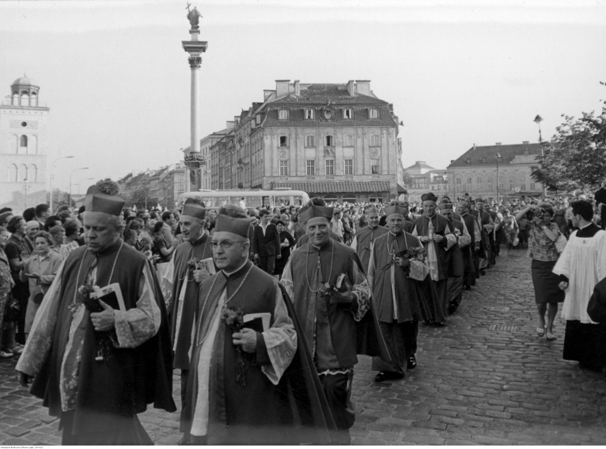 Obchody Tysiąclecia Chrztu Polski, 1966, fot. zbiór fotografii dotyczących obchodów kościelnych Tysiąclecia Chrztu Polski, Narodowe Archiwum Cyfrowe: 19-9-13