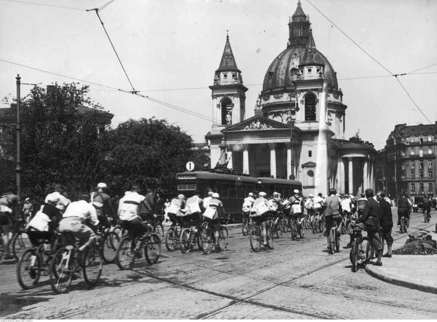 Wyścig kolarski do Morza Polskiego na trasie Warszawa – Gdynia – Warszawa, 1935, Narodowe Archiwum Cyfrowe: 1-S-616-2